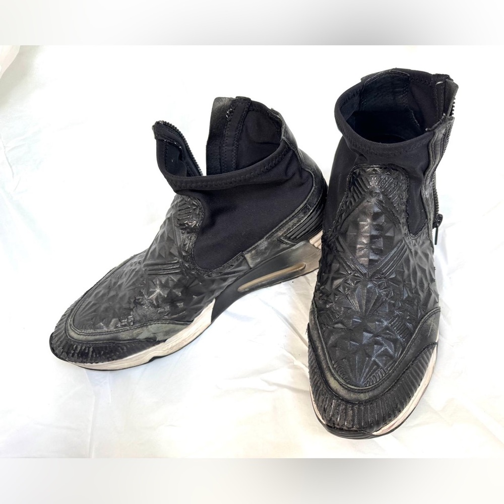 Ash sneakers -  size 11